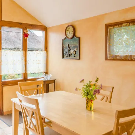 Maizières-la-grande-paroisse, 3 Pièces, 4 Personnes - Fr-1-543-26 Hébergement de vacances *