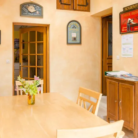 Maizières-la-grande-paroisse, 3 Pièces, 4 Personnes - Fr-1-543-26 Hébergement de vacances Maizières-la-Grande-Paroisse