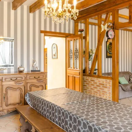 Maizières-la-grande-paroisse, 3 Pièces, 4 Personnes - Fr-1-543-26 Maizières-la-Grande-Paroisse