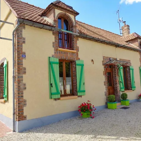 Hébergement de vacances Maizières-la-grande-paroisse, 3 Pièces, 4 Personnes - Fr-1-543-26